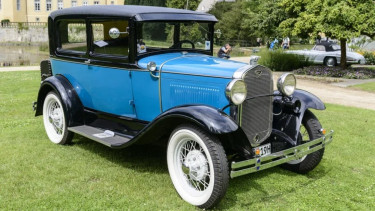 Fakta Mengejutkan: Kecepatan Tertinggi Mobil Bertenaga Bensin Pertama Ternyata…