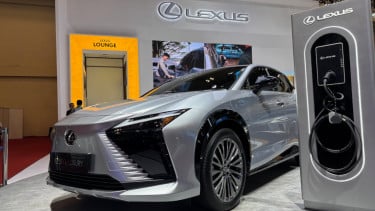 Ini yang Bikin Lexus Percaya Diri Jualan Mobil Segmen Premium