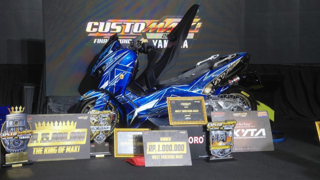 XMAX Berlapis Emas 18 Karat Jadi Raja di CUSTOMAXi Yamaha 2025