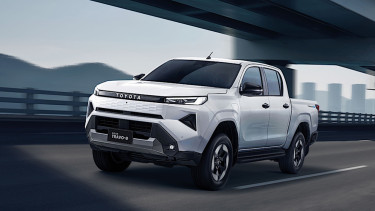 Terpopuler: Toyota Siapkan Mobil Listrik hingga Ramainya Komunitas Motor