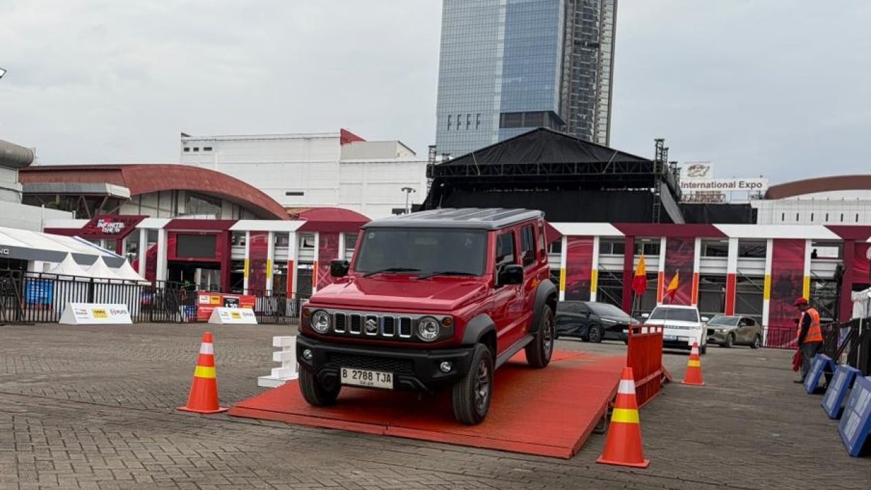 Kencan Singkat Suzuki Jimny 5 Pintu di IIMS 2026: Off-Road Tangguh dengan Sentuhan Modern