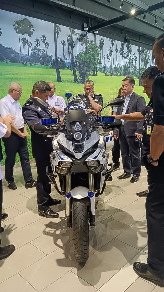 PDRM Takes Delivery of Yamaha Tracer 9 GT