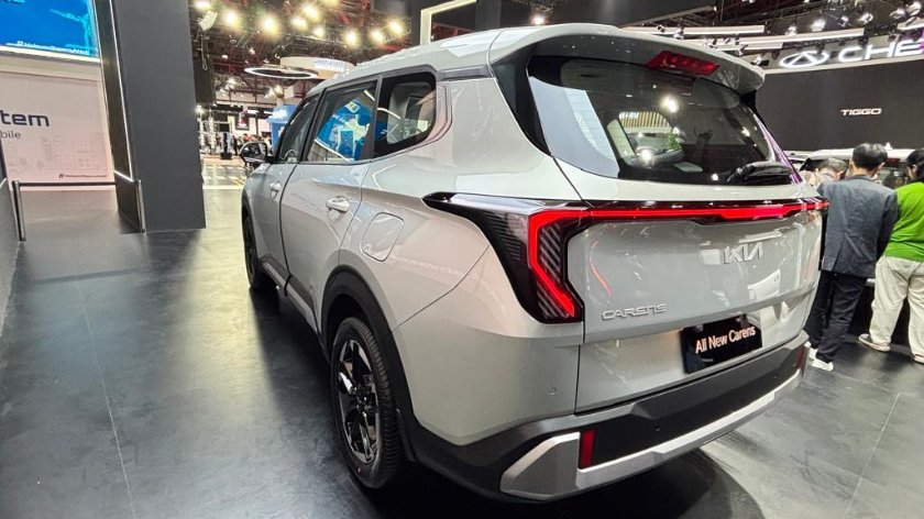 Diambil Alih Prinsipal, All New Kia Carens Dijual Mulai Rp 300 Jutaan