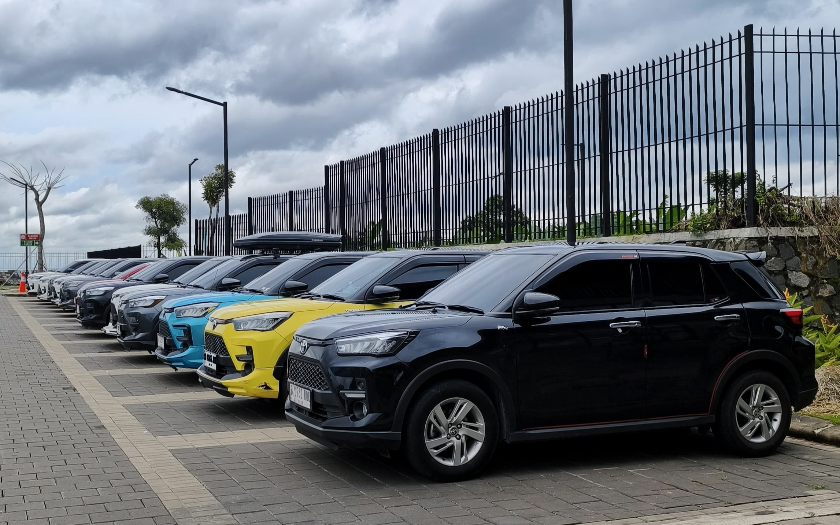 Raize Indonesia Club dan Komunitas Toyota SunMoRaize Sambil Isi Pertamax Series Bareng