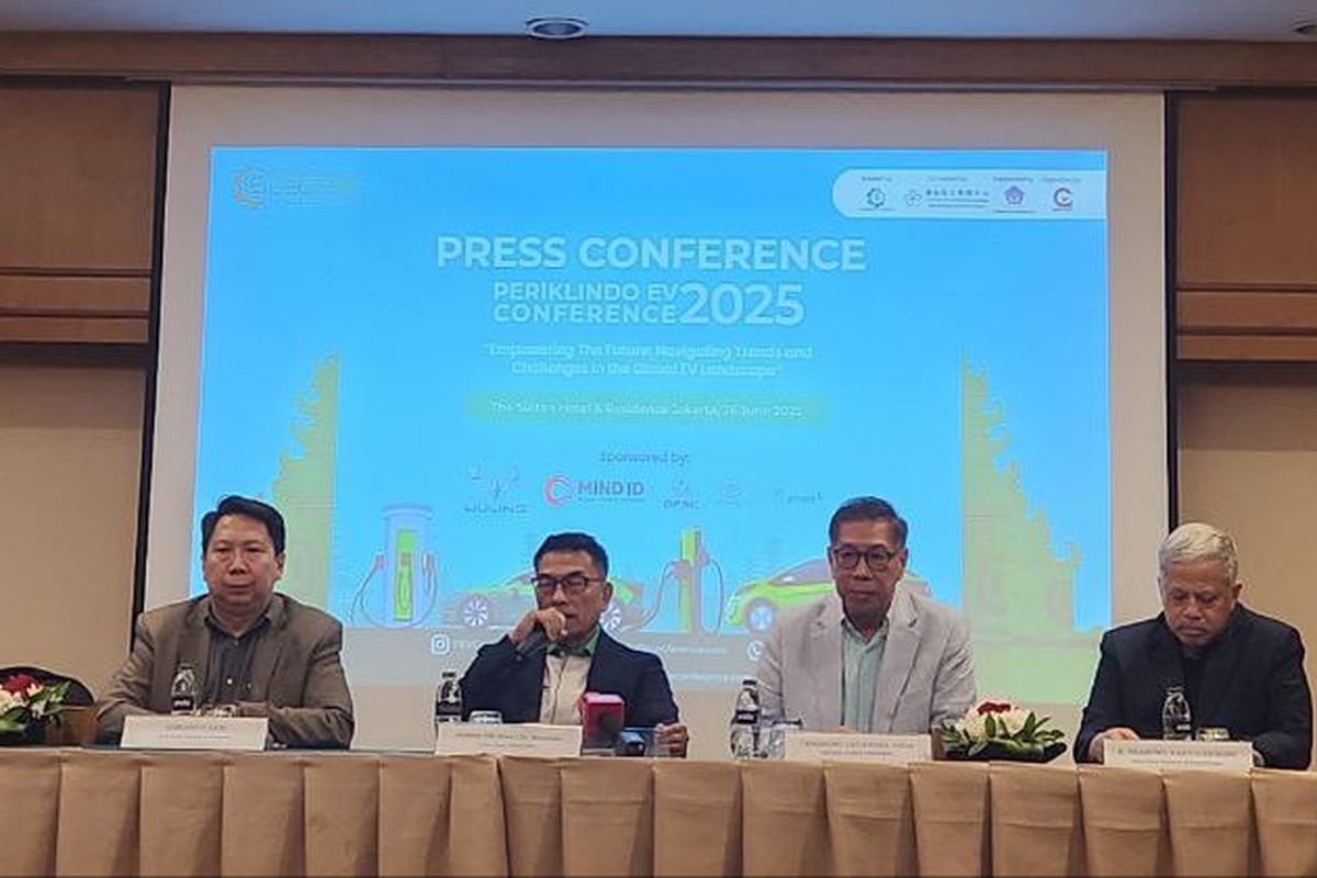 Periklindo, PEVC, Bali, mobil listrik, pevc, PEVC 2025 Digelar di Bali, Hadirkan Mobil Terbang dan Robot Humanoid