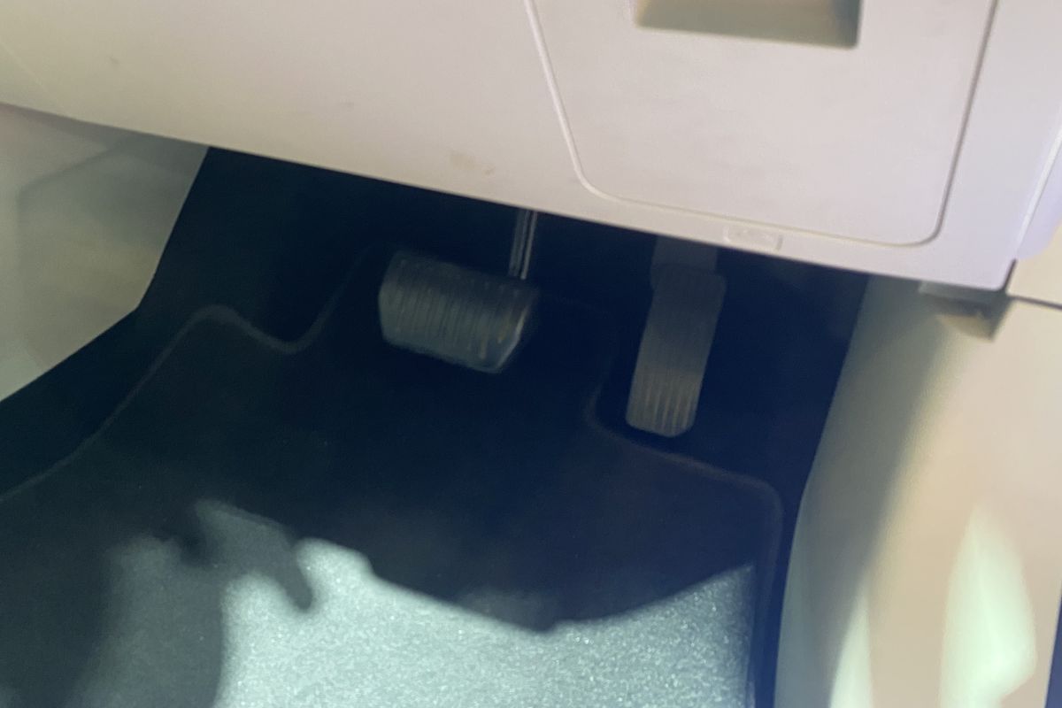 rem blong, engine brake, engine brake pada mobil matik, Engine brake, Cegah Rem Blong pada Mobil Matik di Jalan Menurun