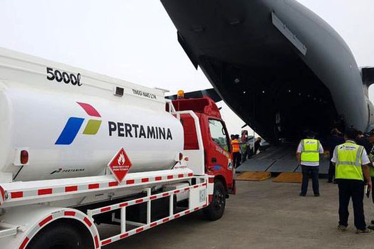 Hino, truk, truk Pertamina, hino, Hino Motors Sales Indonesia, Hino Inspeksi Keselamatan Truk Tangki Pertamina