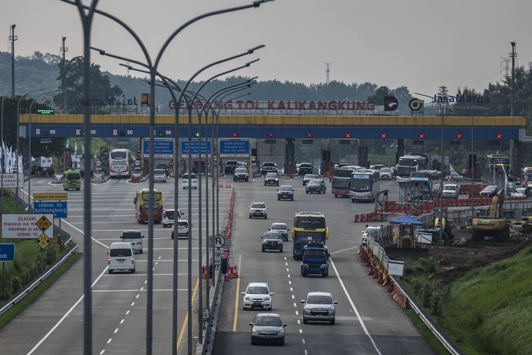 Arus Mudik Trans-Jawa Meningkat, One Way dan Contraflow Diterapkan
