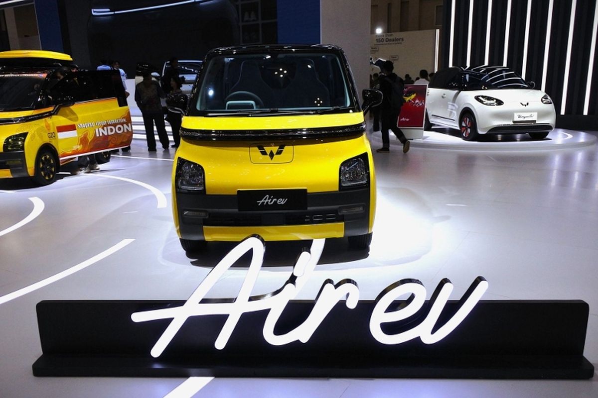 Wuling, mobil listrik, Air ev, wuling air ev, BYD Atto 1, Mobil Listrik Rp 100 Jutaan, Pilih Wuling Air ev atau BYD Atto 1?