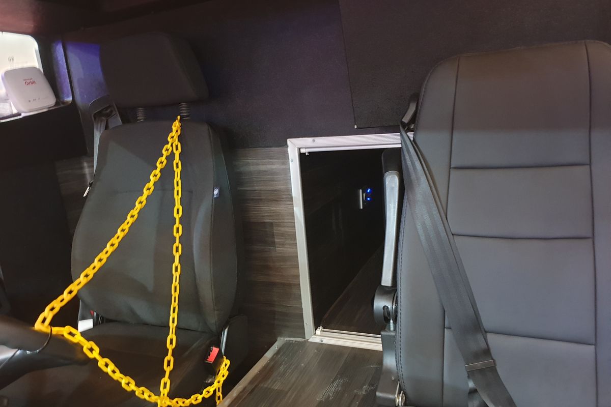 karoseri tentrem, pengemudi bus, kandang macan, kualitas tidur, Karoseri Tentrem Ciptakan Kandang Macan Modern