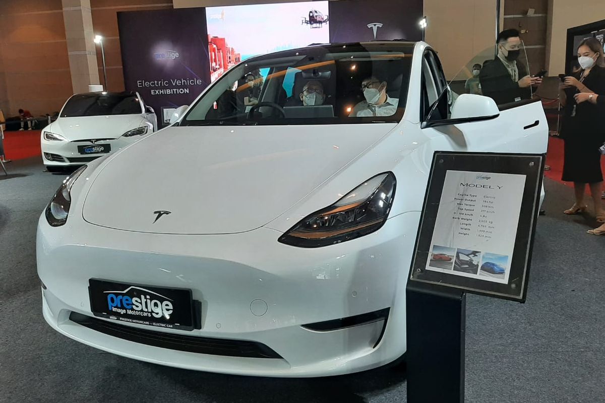 otomotif, Tesla, mobil listrik, kendaraan listrik, Tesla Model Y, Tesla Tunda Produksi Produk Termurah Model Y