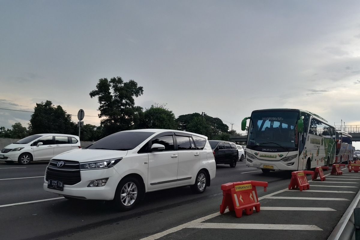 keamanan berkendara, sony susmana, contraflow, mudik, Contraflow vs Lajur Normal: Mana yang Lebih Aman?