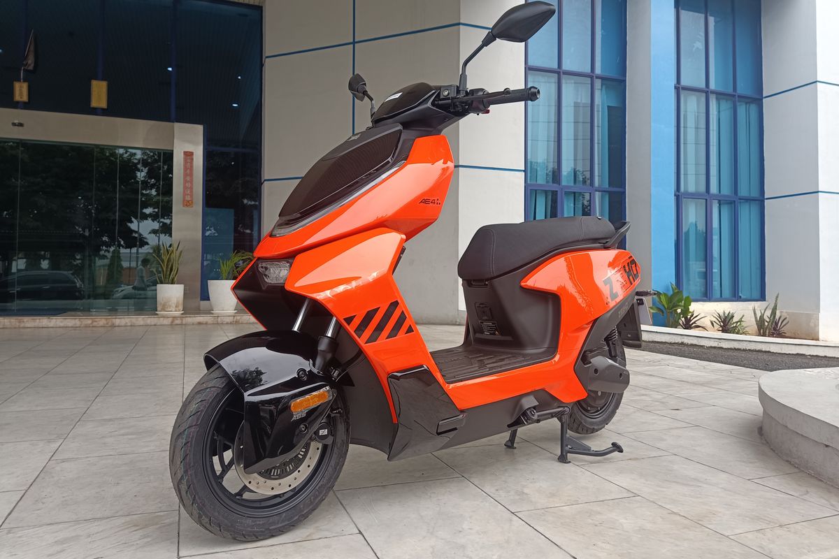 motor listrik, Zeeho AE4, motor, motor baru, motor listrik Zeeho, Zeeho AE4, Pilihan Motor Listrik Penuh Fitur Harga Rp 20 Jutaan
