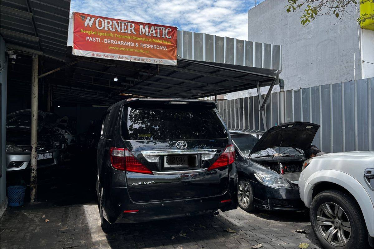 Transmisi, mobil, mobil matik, otomatis, transmisi AT, Begini Cara Kerja Transmisi AT Konvensional, Bukan Teknologi Jadul