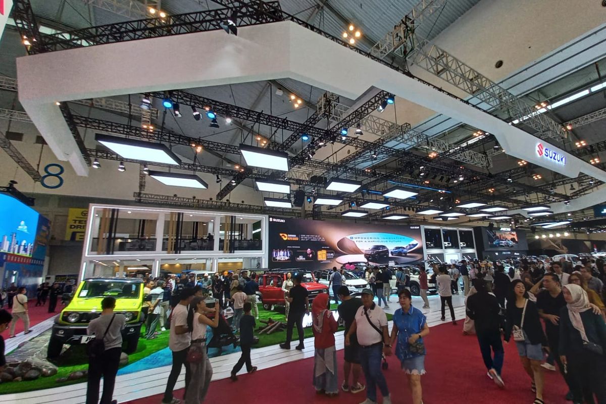 Suzuki, Gaikindo Indonesia International Auto Show, GIIAS, GIIAS 2025, Fronx, eVitara, mobil listrik, Suzuki Indomobil Sales, Mobil Hybrid, GIIAS 2025: Suzuki Ajak Pengunjung Menuju Mobilitas Lebih Cerdas