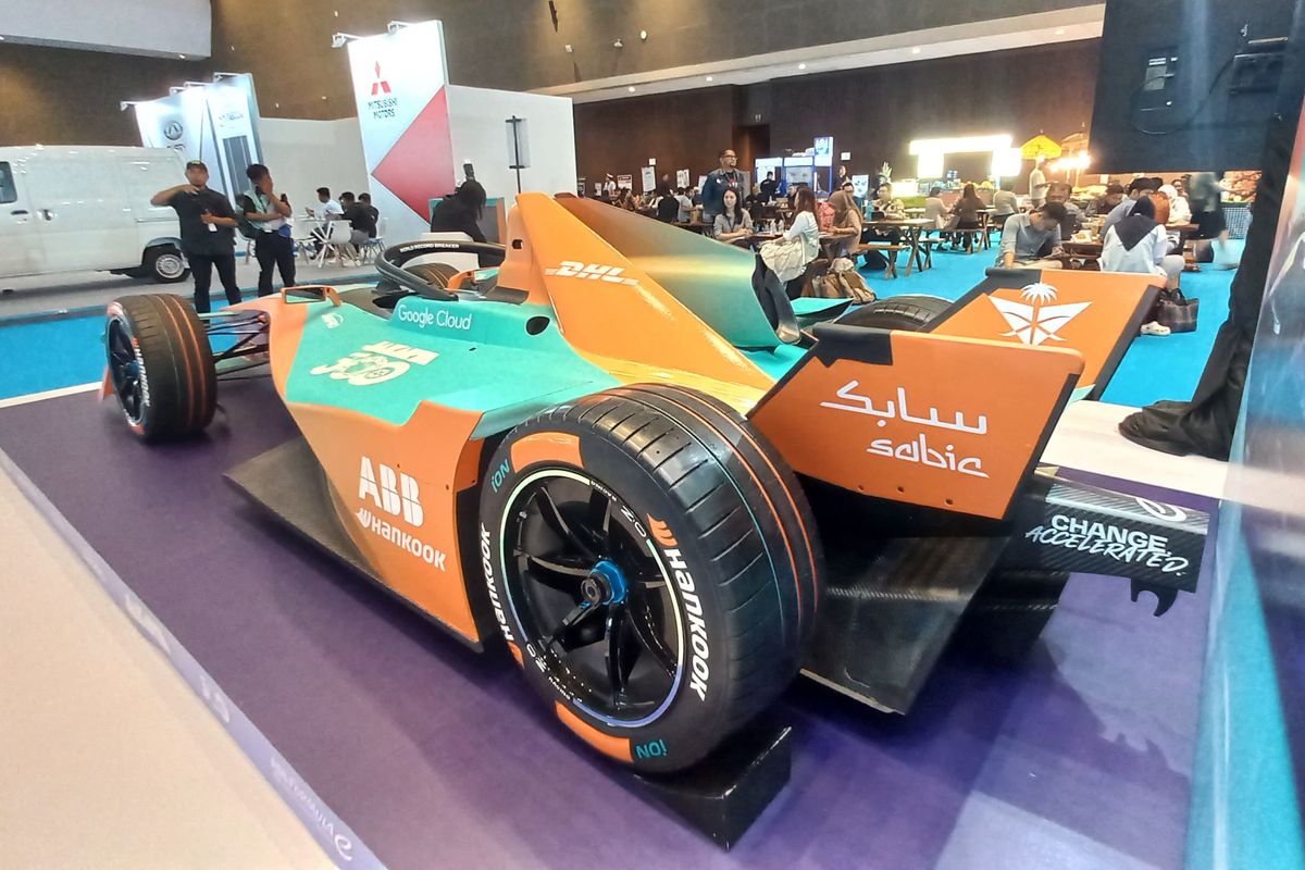 Formula E, Adi Adyana, Jakarta Propertindo, formula e, Riset Kendaraan Listrik, Formula E Jakarta: Riset Kendaraan Listrik untuk Mahasiswa