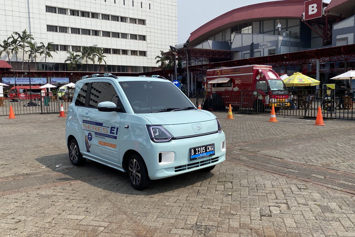 Seres, Periklindo Electric Vehicle Show, PEVS, mobil, Seres E1, mobil listrik, Garansi Baterai Serez E1 Melekat ke Mobil Bukan ke Nama Pemilik