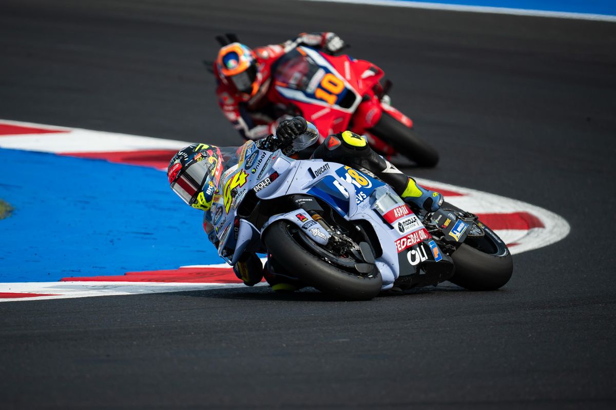MotoGP, MotoGP Indonesia, MotoGP Mandalika, Fermin Aldeguer, Aldeguer Curi Panggung di MotoGP Indonesia, Raih Kemenangan Perdana