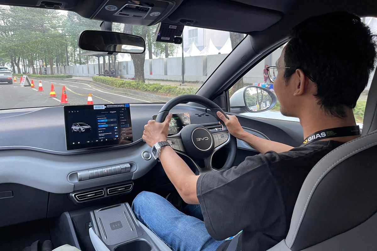 Panduan Mengemudi Mobil Listrik untuk Pemula