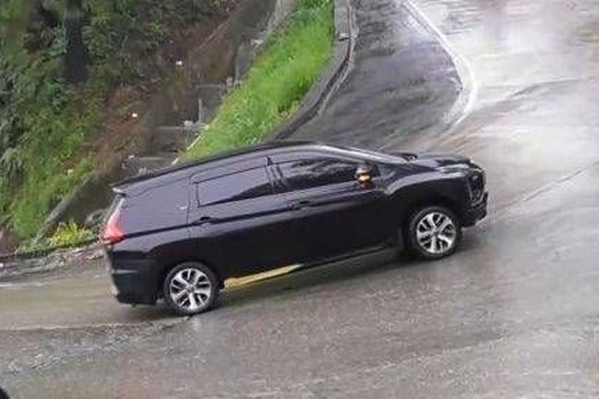 mobil matik, Mobil matik, mobil matik gagal menanjak, mengoptimalkan performa mobil matik, Kesalahan Pengemudi yang Bikin Mobil Matik Gagal Menanjak