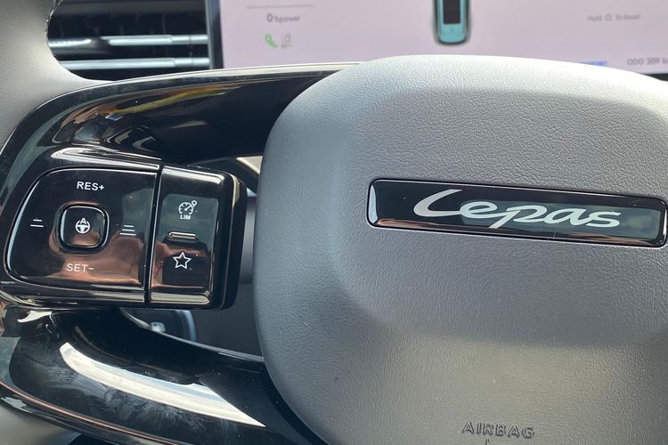 lepas, fitur unggulan, Lepas L8, fitur unggulan Lepas L8, Fitur Unggulan Lepas L8: Adaptive Cruise Control hingga Bisa Parkir Sendiri