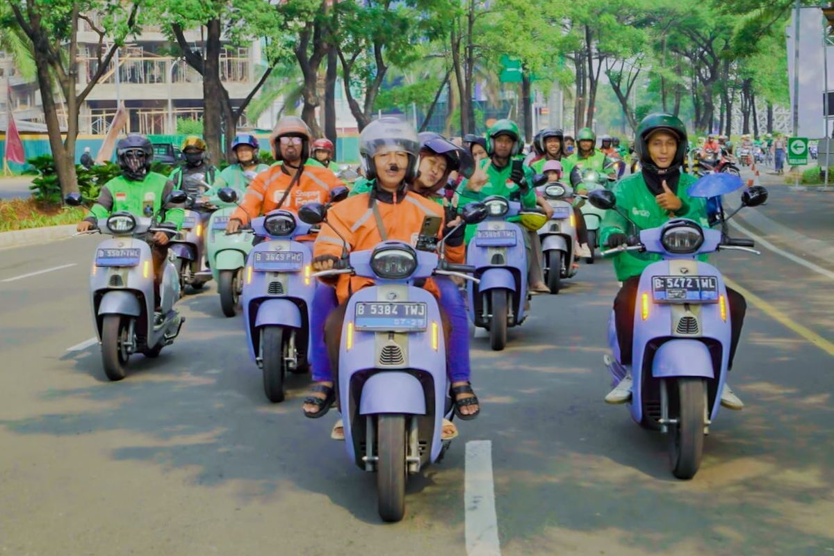 Aismoli, motor listrik, penjualan 2025, sektor B2B, Penjualan Motor Listrik 2025: B2B Jadi Penyelamat