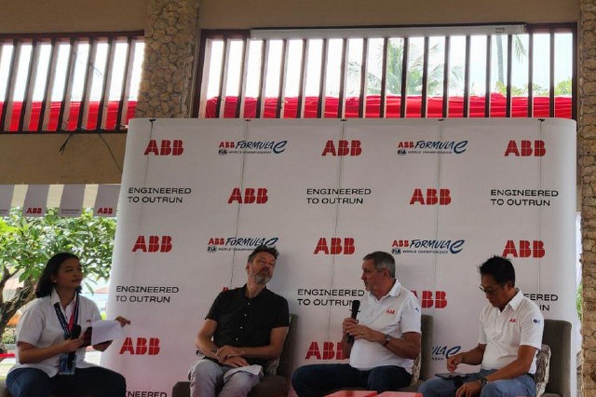 Formula E, balapan, mobil listrik, ABB Soroti Peran Teknologi Hemat Energi di Formula E Jakarta