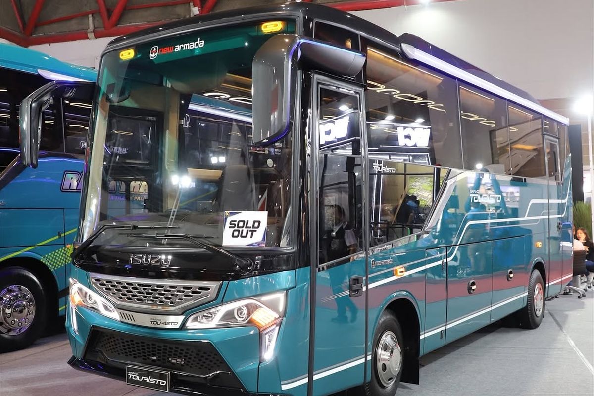 Grand Touristo, bus baru, medium bus, bodi bus baru, Spesifikasi Medium Bus Grand Touristo dari New Armada