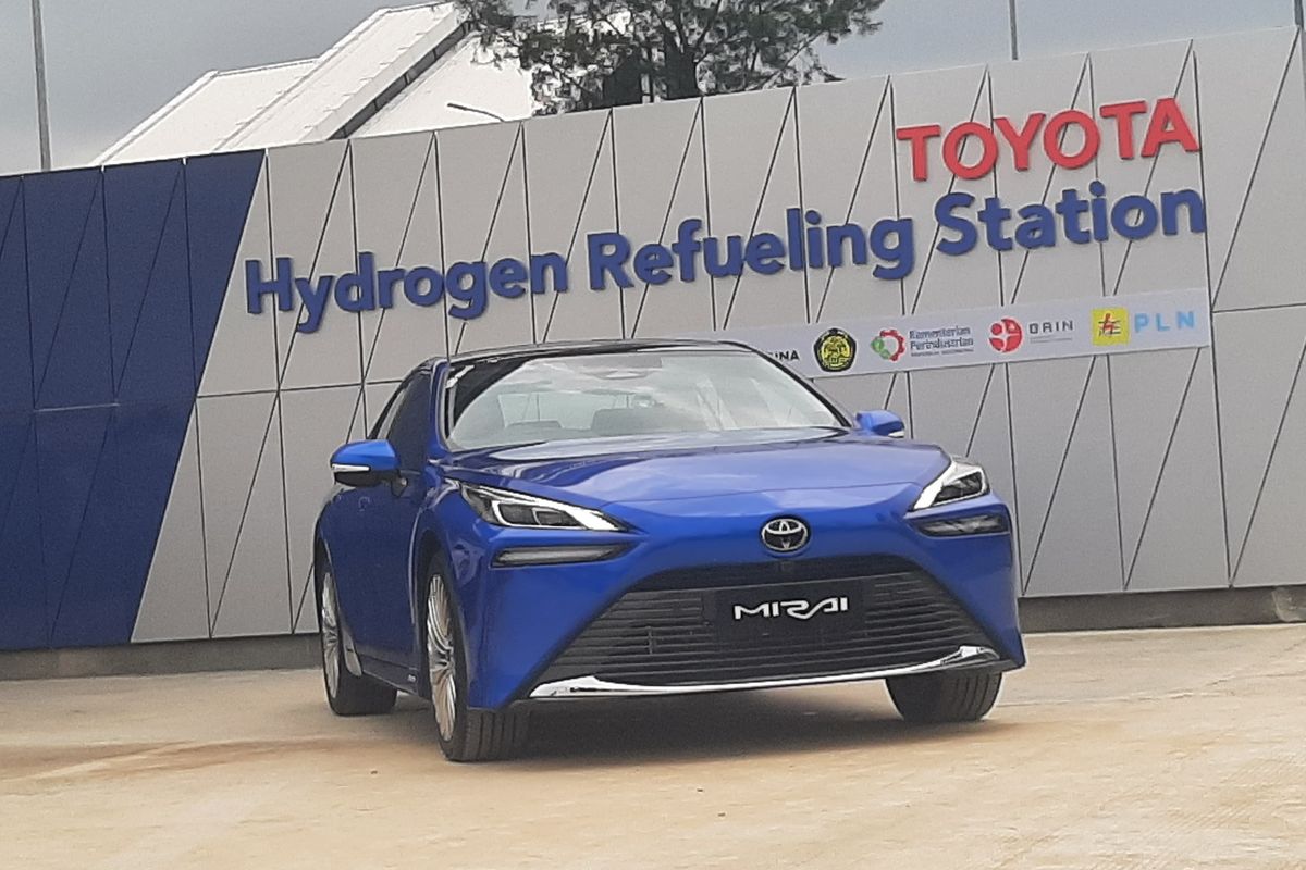 Toyota, mobil hidrogen, otomotif, toyota Indonesia, kendaraan bermotor, Masalah Harga, Pengisian Mobil Hidrogen Sulit Bersaing dengan BBM
