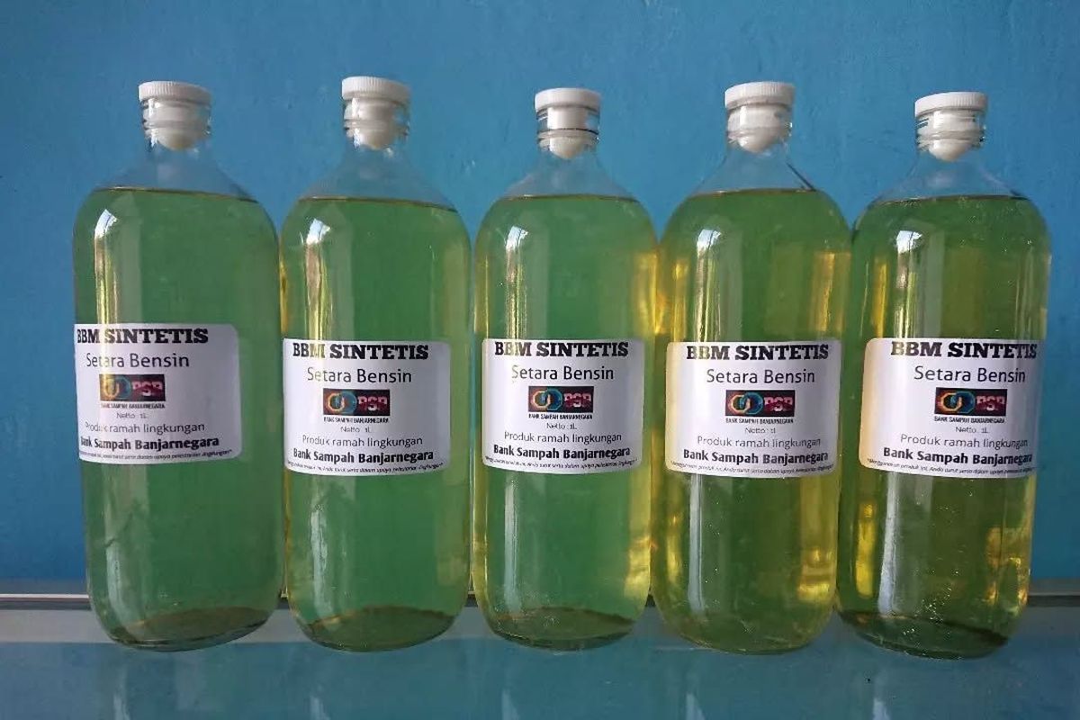 bahan bakar, alternatif, bahan dasar, petasol, Bahan Dasar untuk Bikin Petasol: dari Sampah Plastik hingga Oli Bekas