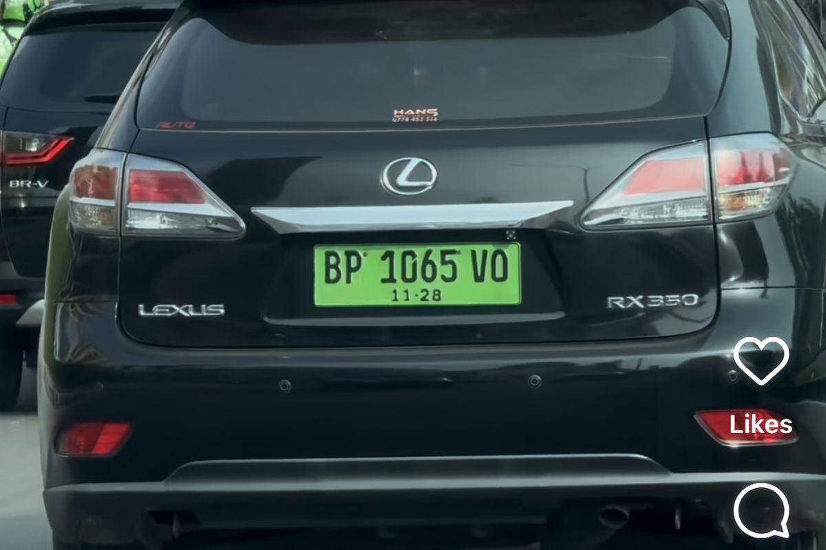 pelat nomor, pelat nomor hijau, Pelat Nomor Hijau Batam, Mobil Pakai Pelat Nomor Warna Hijau? Ini Penjelasan dan Aturannya