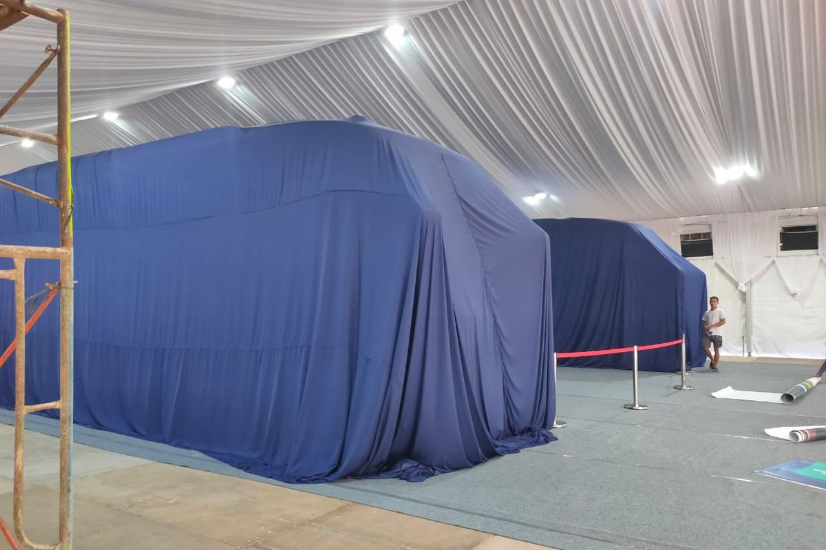GIIAS 2025, New Armada, bus baru, Skylander R25, new armada, Karoseri New Armada, Deretan Bus Baru New Armada di GIIAS 2025, Ada Skylander R25