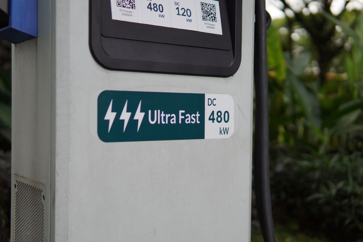 SPKLU Hyper Fast Charging DC 480 kW Meluncur di Tangerang