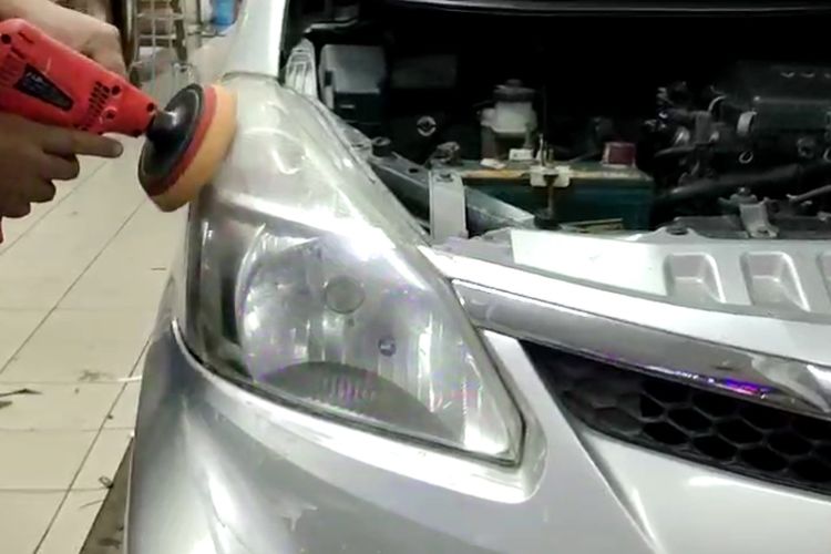 Jangan Abai, Mika Lampu Kusam Bisa Ganggu Jarak Pandang