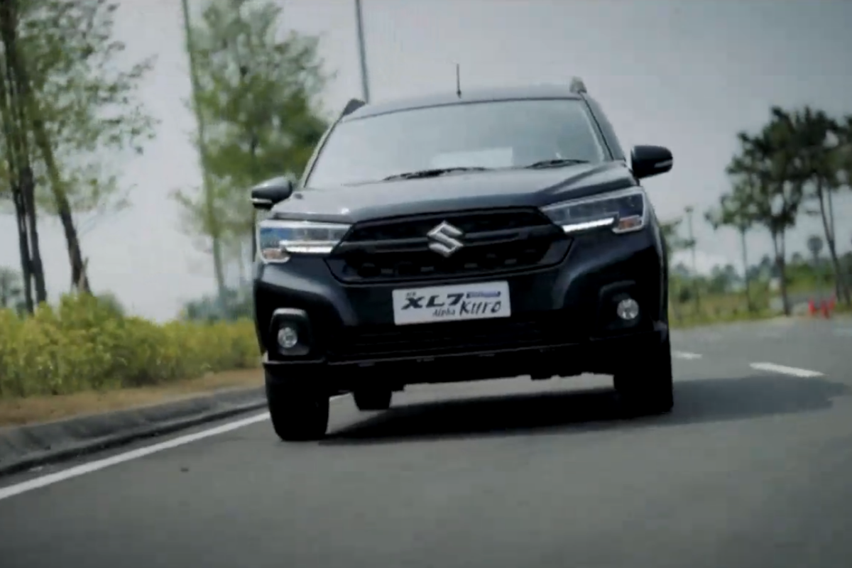 mobil, LSUV, Suzuki, Suzuki XL7 Hybrid, Suzuki XL7 Hybrid Alpha Kuro, Alasan Suzuki Hanya Fokus Perubahan di Eksterior XL7 Hybrid Alpha Kuro