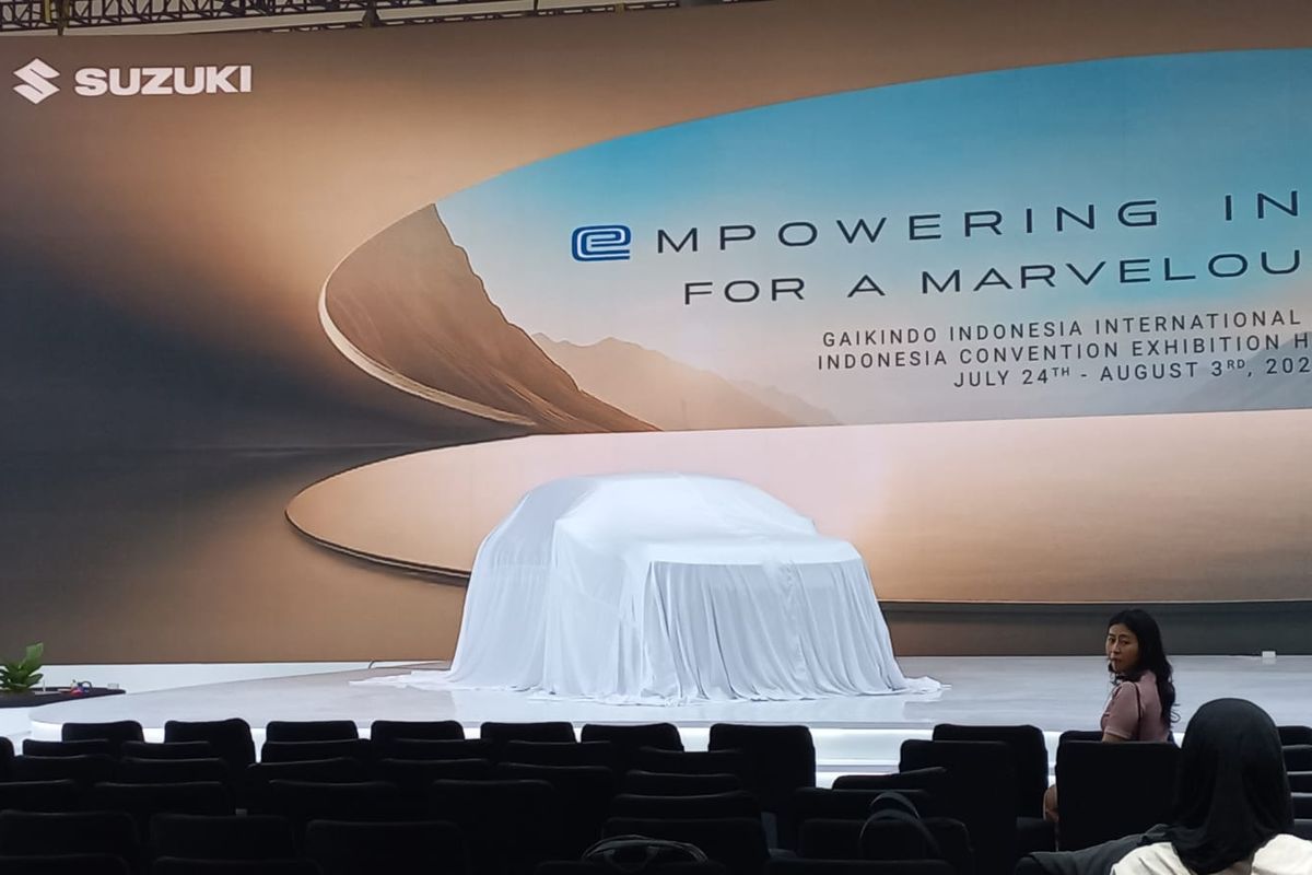 Gaikindo Indonesia International Auto Show, GIIAS, e Vitara, Mobil listrik, mobil listrik, mobil konsep, e vitara, GIIAS 2025, Suzuki Bawa e Vitara di GIIAS 2025, Intip Spesifikasinya