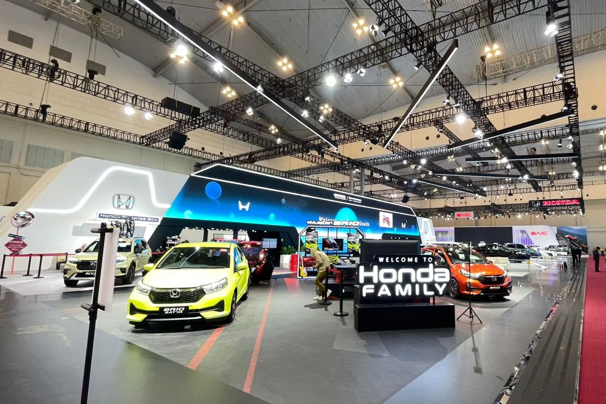Step WGN e:HEV, Mobil Hybrid, Honda GIIAS 2025, konsep mobil Honda, Deretan Mobil Honda yang Mejeng di GIIAS 2025