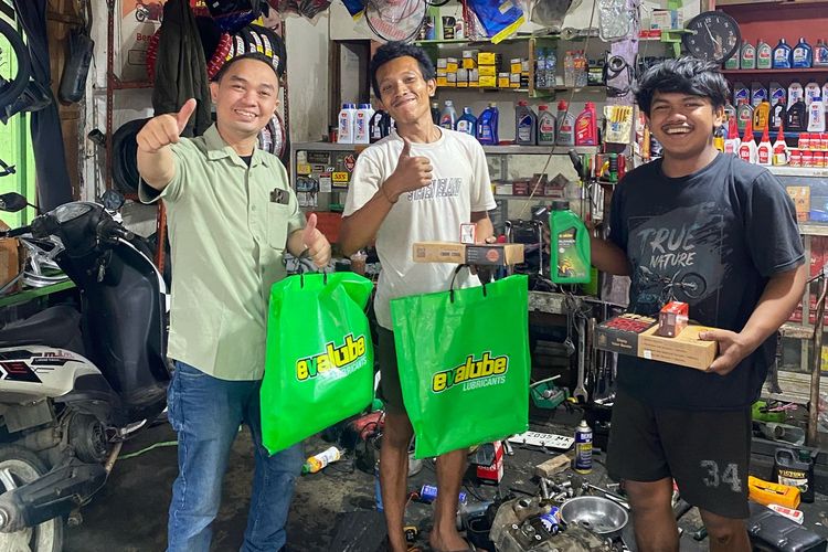 Cara Produsen Pelumas Ini Berbagai di Bulan Ramadhan
