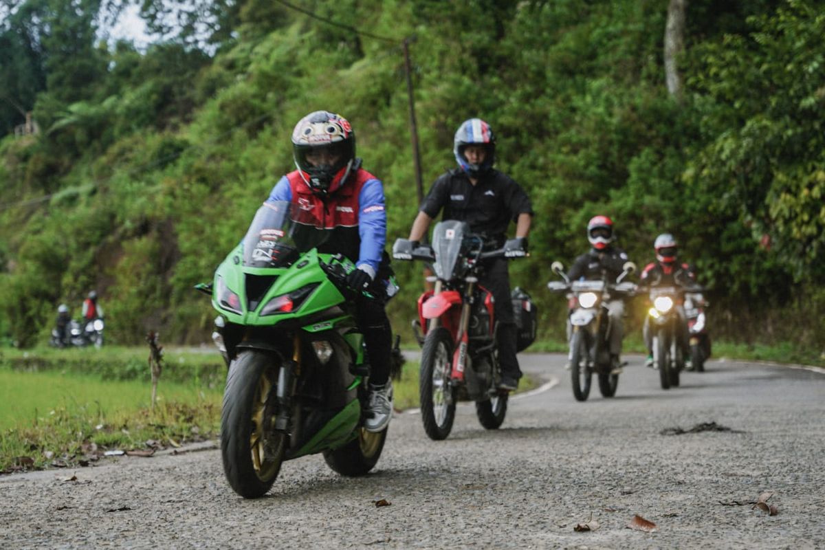 Touring, destinasi wisata, touring, Motul Indonesia, pelumas mesin, Touring sepeda motor, Produsen Pelumas Promosikan Wisata Alam Lewat Touring Motor