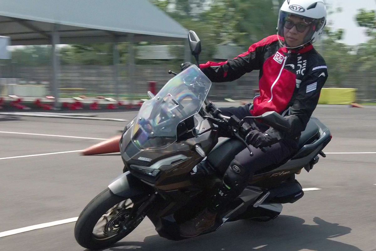 video, Honda, RoadSync, adv160, ADV160 RoadSync, Pakai RoadSync, Bagaimana Sensasi Berkendara Honda ADV 160? (Video)