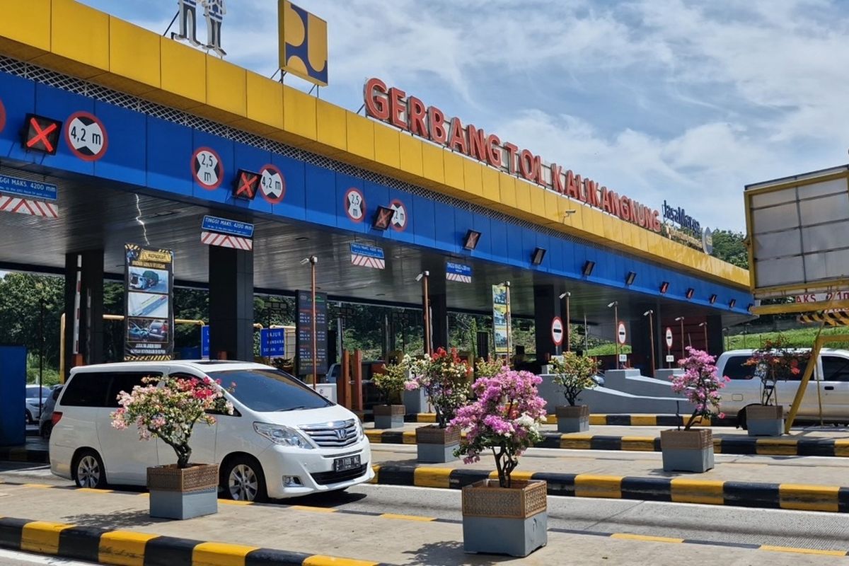 Diskon tarif tol, arus balik, Lebaran 2025, ruas tol, diskon tarif tol, pemudik, BPJT, Badan Pengatur Jalan Tol, Catat, Lokasi dan Jadwal Diskon Tarif Tol Saat Arus Balik Lebaran 2025