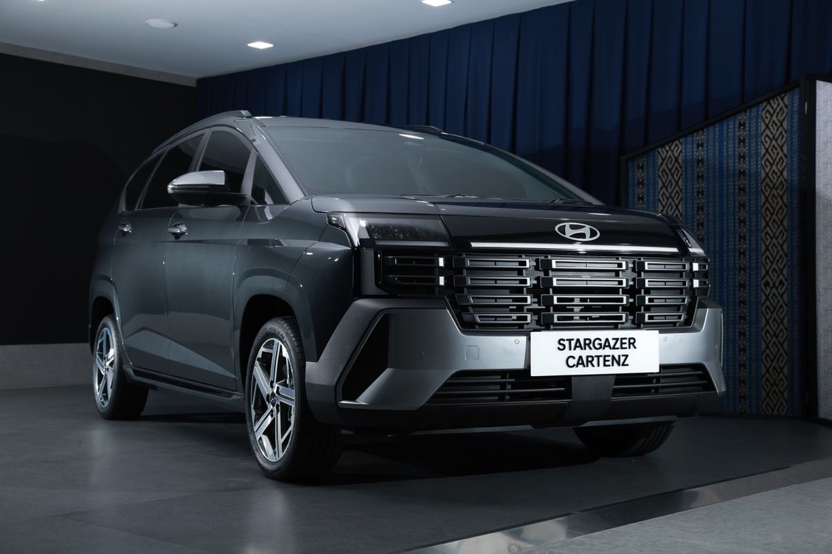 Cuaca Terik Bikin Kabin Cepat Panas, Hyundai Hadirkan Kenyamanan lewat Bluelink di STARGAZER Cartenz