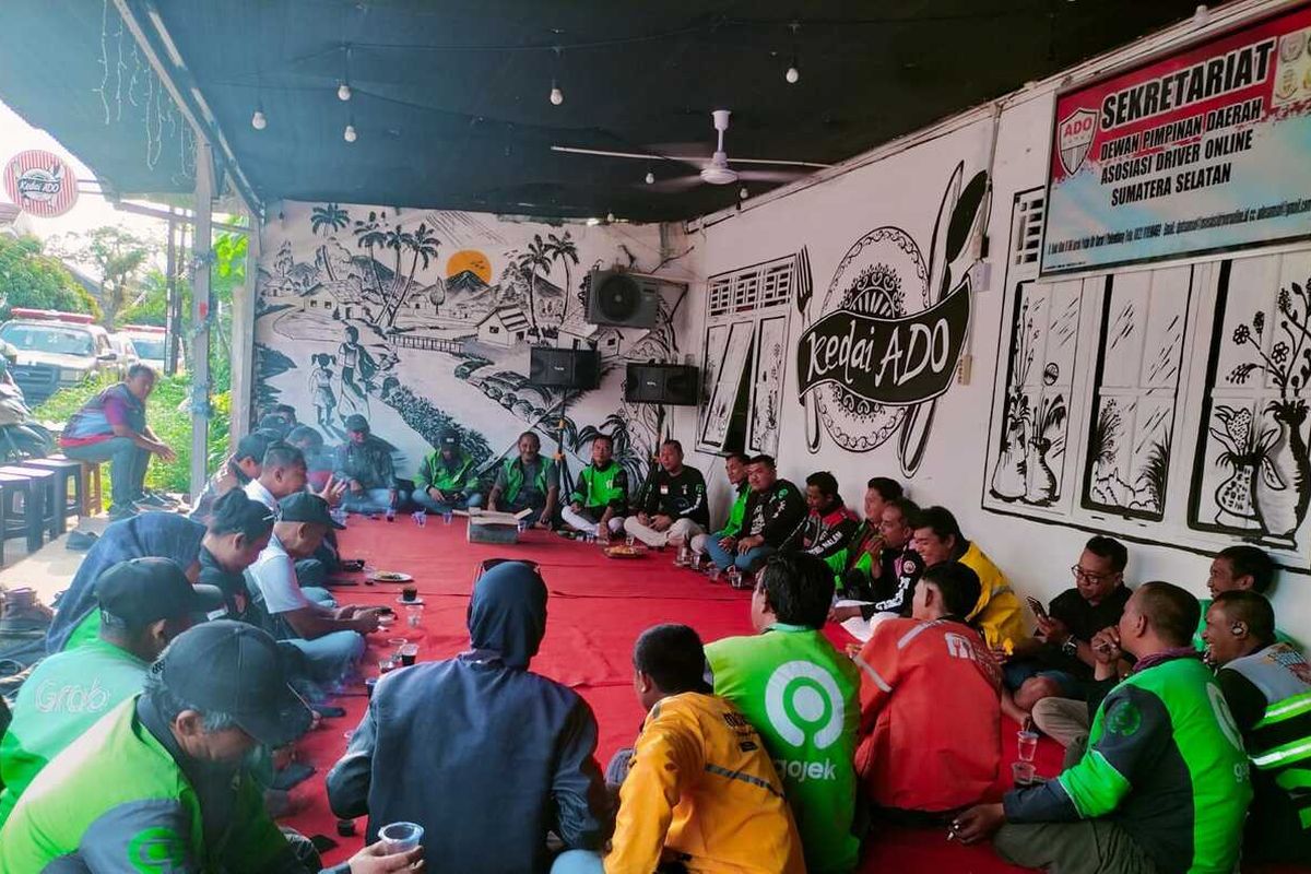 ojek online, ojol, unjuk rasa, macet, jalan macet, unjuk rasa ojol, Ada Unjuk Rasa Ojol, Hindari Titik Aksi Agar Tak Terjebak Macet