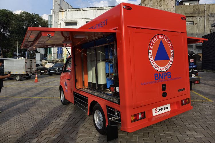 Berbagai Aplikasi DFSK Super Cab, dari Campervan sampai Penyaring Air