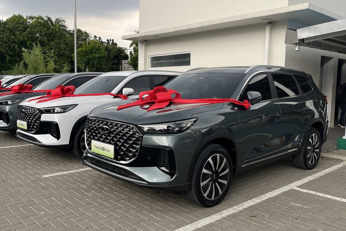 Chery, Tiggo 8 CSH, Penyerahan, handover, penyerahan, Chery Serahkan 100 Unit Pertama Tiggo 8 CSH ke Konsumen