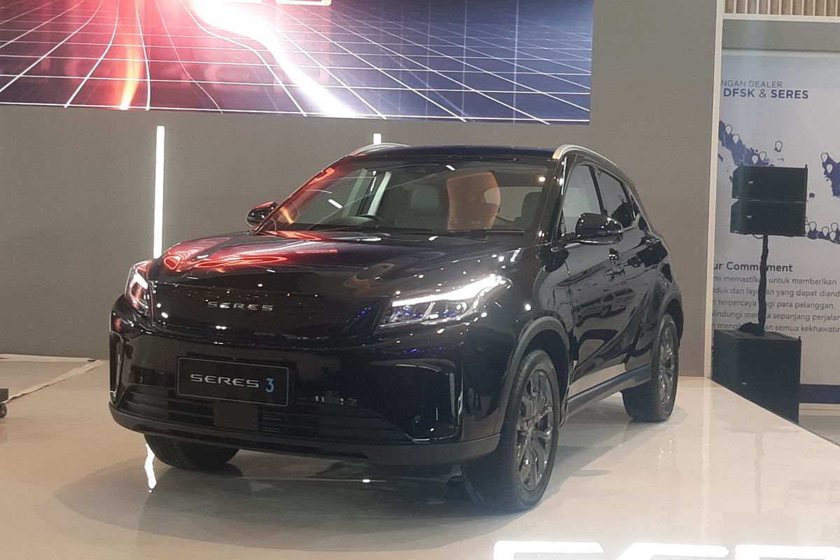 DFSK, Seres, Periklindo Electric Vehicle Show, PEVS 2025, otomotif, mobil listrik, Seres 3 Meluncur di PEVS 2025, Dijual mulai Rp 370 Jutaan