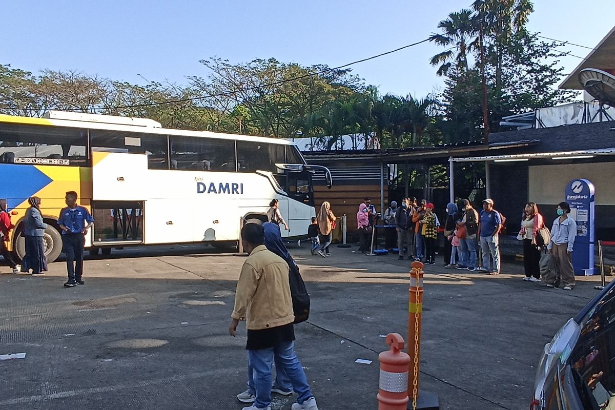 Halte Bus Tranjabodetabek Masih Minim: Keterbatasan Anggaran Daerah