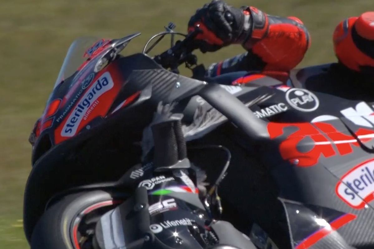 MotoGP, Burung Camar, MotoGP Australia, Sirkuit Phillip Island, Marco Bezzecchi, Sprint Race, motogp 2025, Menang Sprint Race Australia 2025: Bezzecchi Sempat Tabrak Burung