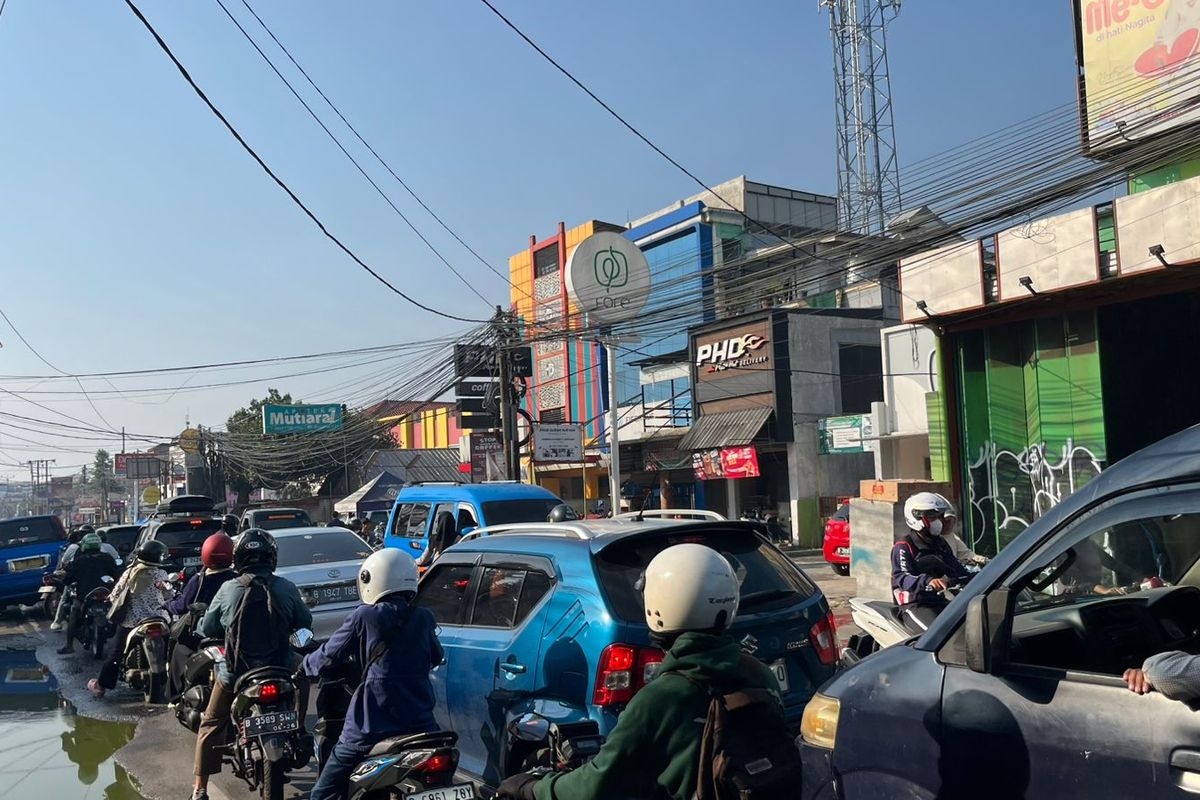 kemacetan, macet, Depok, sawangan, titik macet, Ini Titik-titik Biang Kemacetan di Sawangan Depok