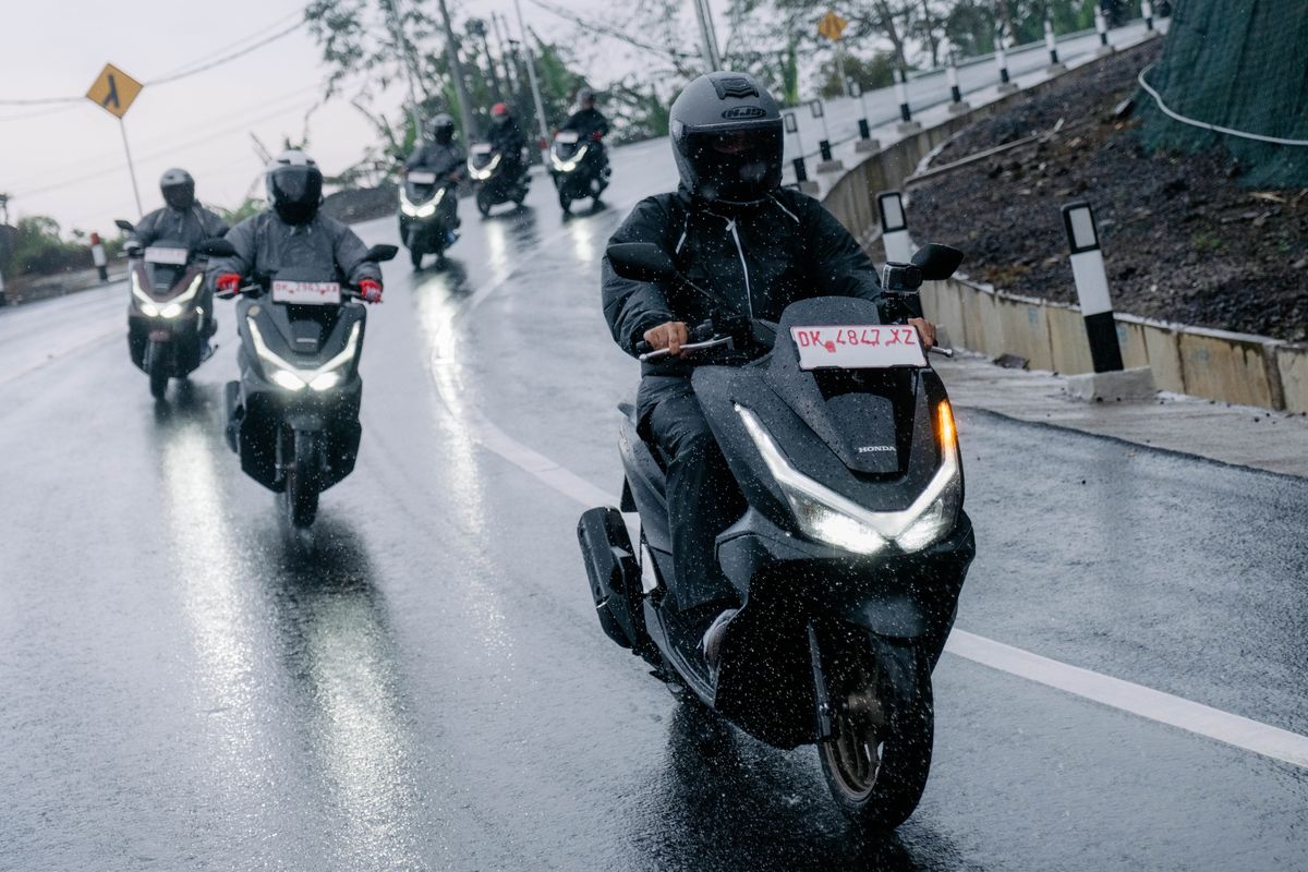 motor matik, performa motor, kaki-kaki, Tarikan Motor, saringan udara, Throttle body, perawatan rutin, 3 Tips Bikin Tarikan Motor Matik Tetap Ringan dan Bertenaga